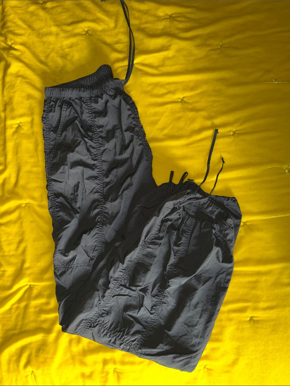 H&M black cargo style pants